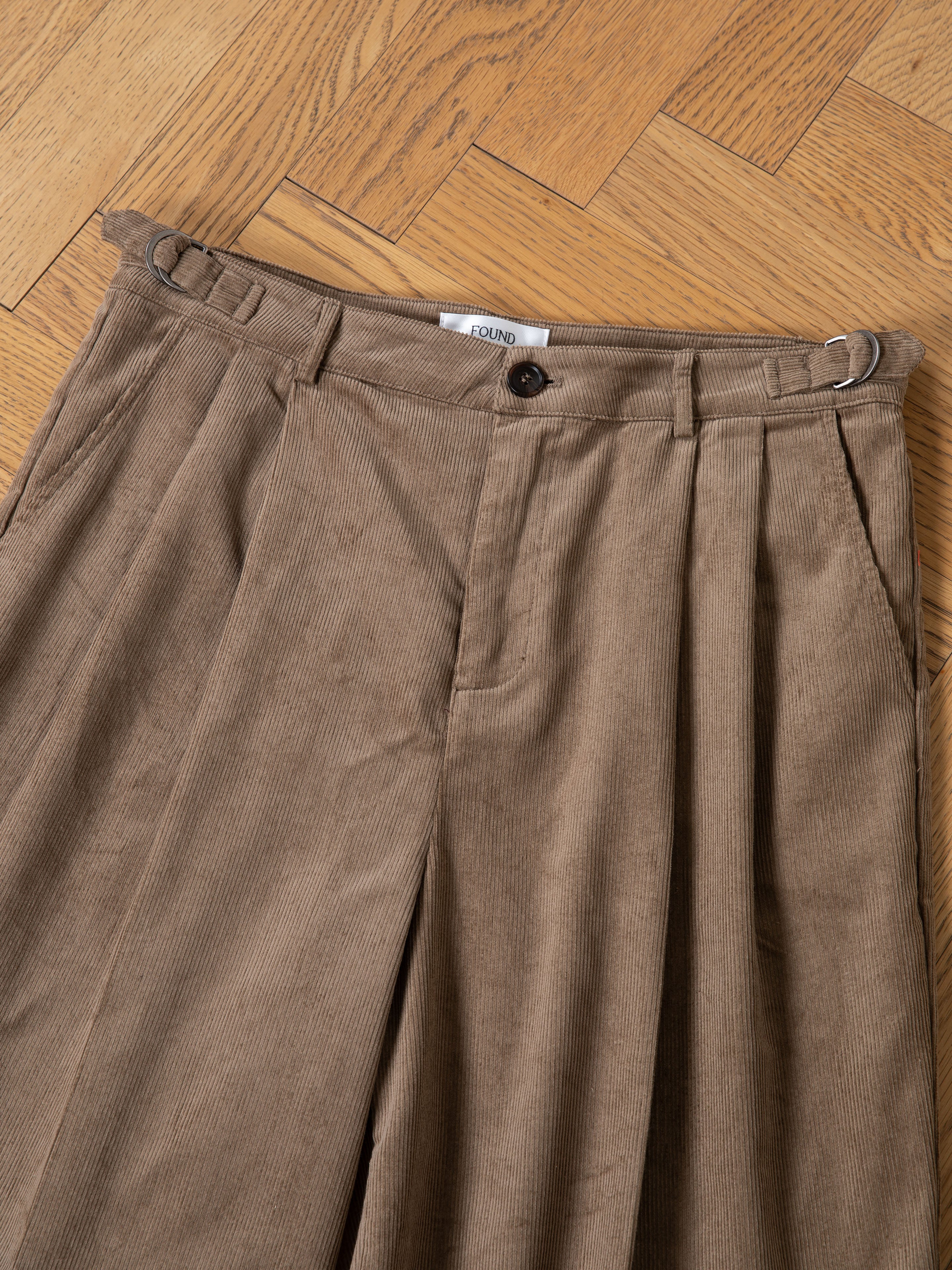 Corduroy Pleated Trouser Shorts
